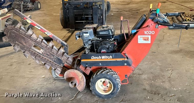 image for item DU9269 Ditch Witch 1020H trencher
