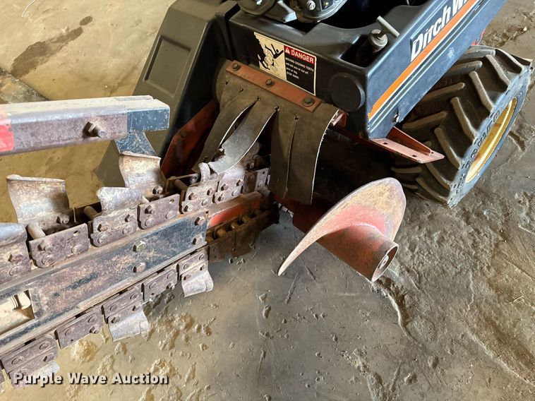 image for item DU9269 Ditch Witch 1020H trencher