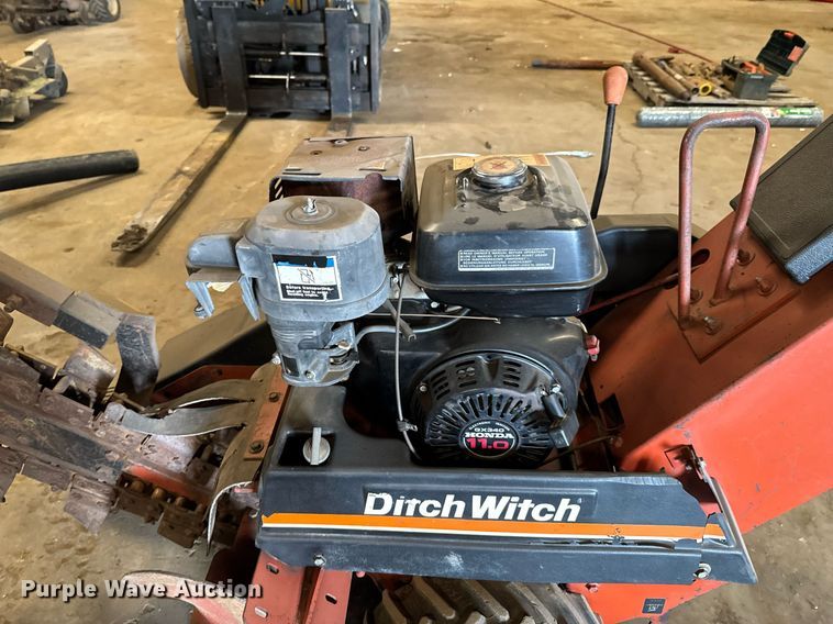 image for item DU9269 Ditch Witch 1020H trencher