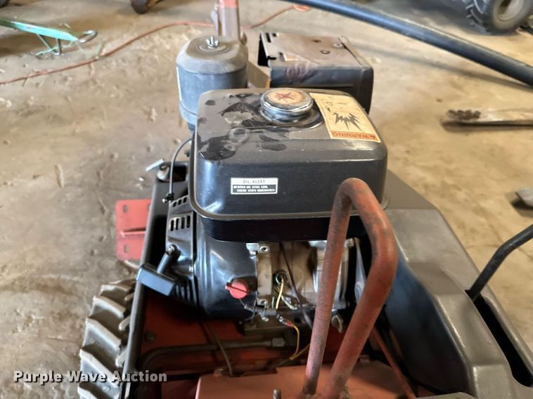 image for item DU9269 Ditch Witch 1020H trencher