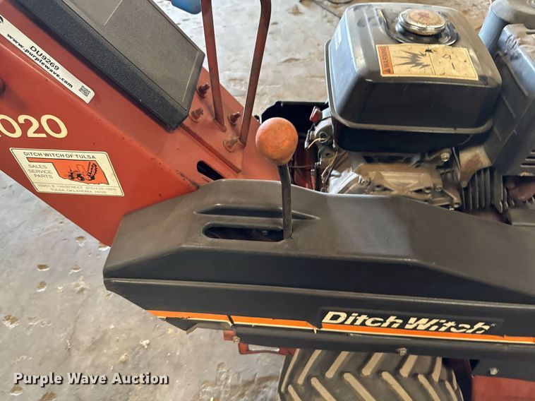 image for item DU9269 Ditch Witch 1020H trencher