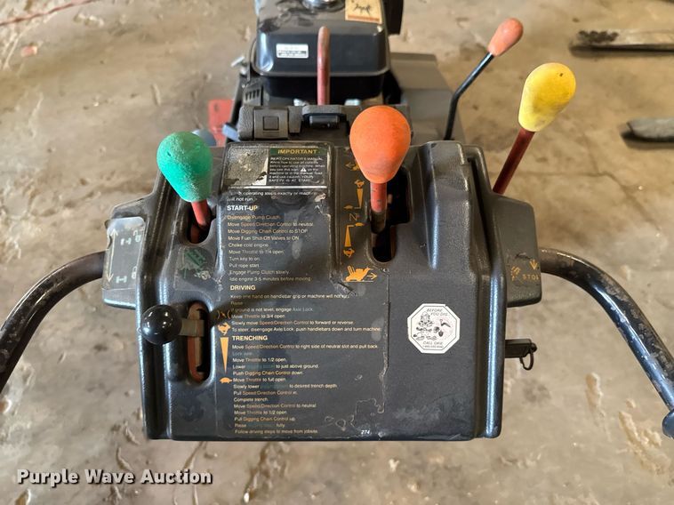 image for item DU9269 Ditch Witch 1020H trencher