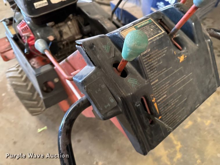 image for item DU9270 Ditch Witch 1020H trencher