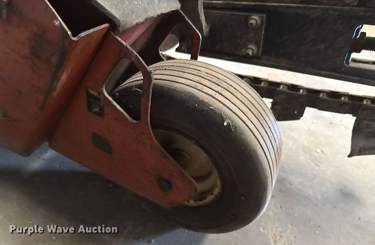 image for item DU9270 Ditch Witch 1020H trencher