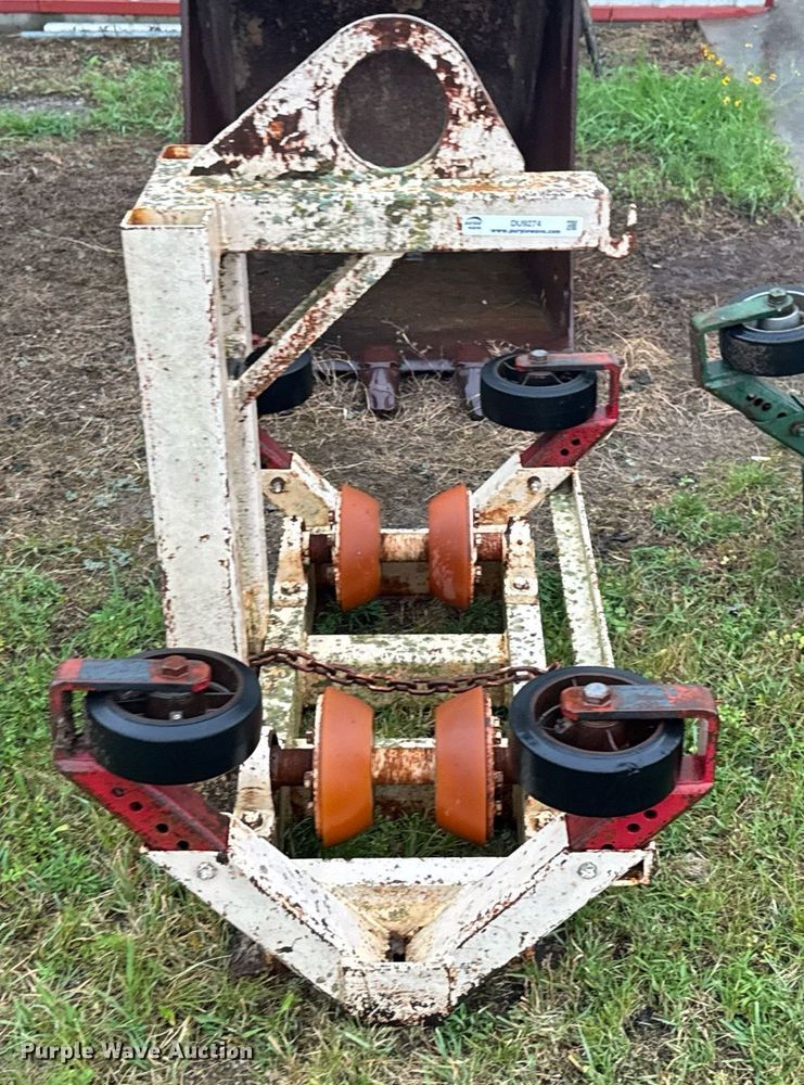 image for item DU9274 Eagle pipe cradle