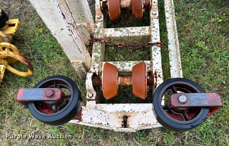 image for item DU9274 Eagle pipe cradle