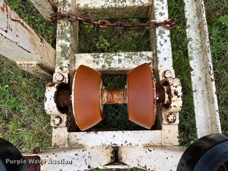 image for item DU9274 Eagle pipe cradle