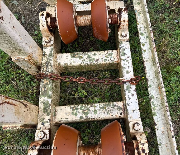 image for item DU9274 Eagle pipe cradle