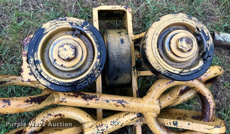 image for item DU9275 Pipe cradle