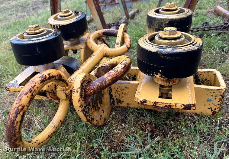 image for item DU9275 Pipe cradle