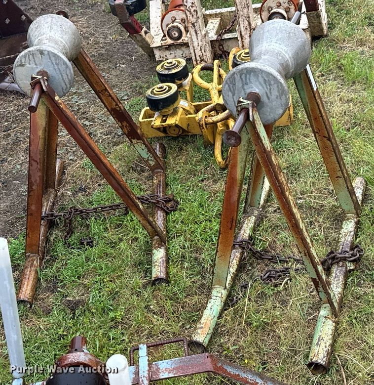 image for item DU9276 (2) pipe rollers