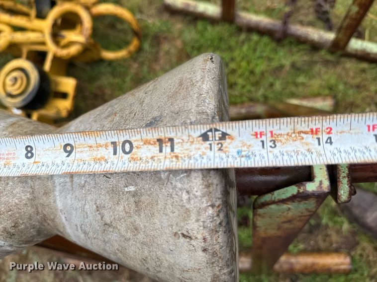 image for item DU9276 (2) pipe rollers