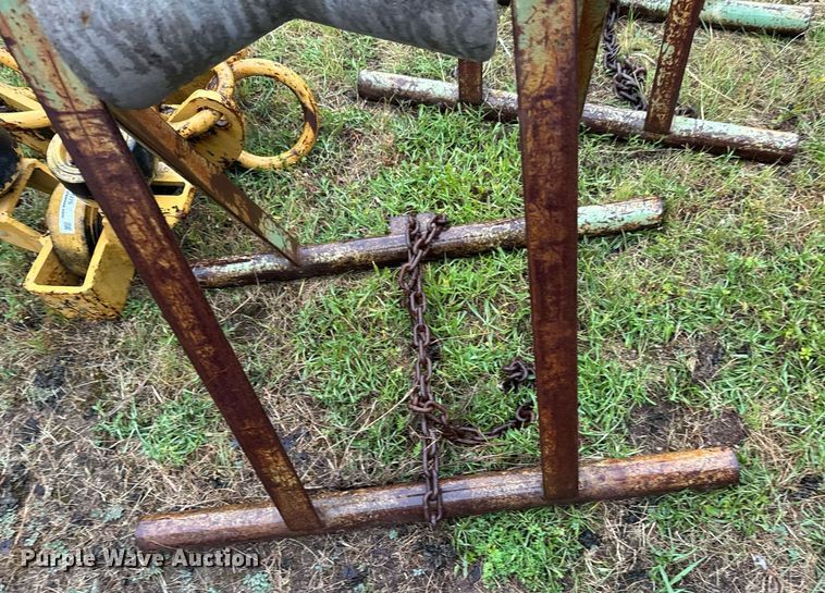 image for item DU9276 (2) pipe rollers