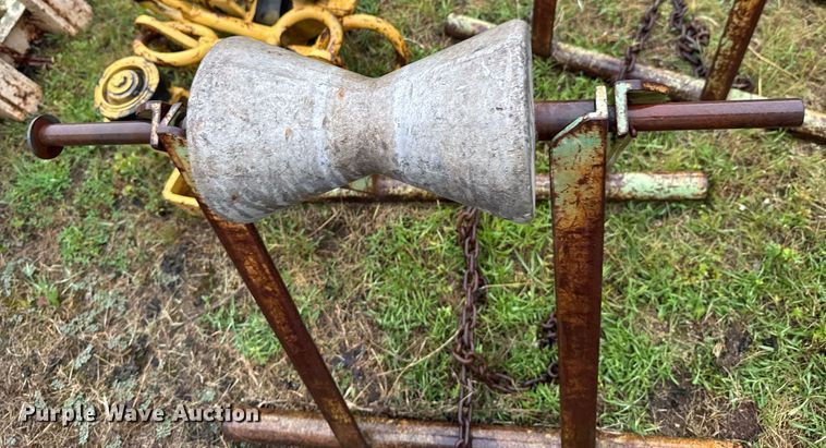 image for item DU9276 (2) pipe rollers