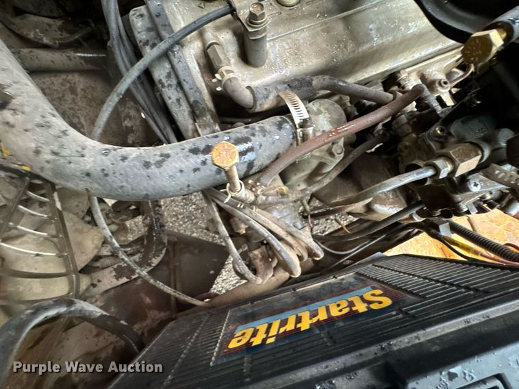 image for item DU9278 2001 Caterpillar GP30K forklift