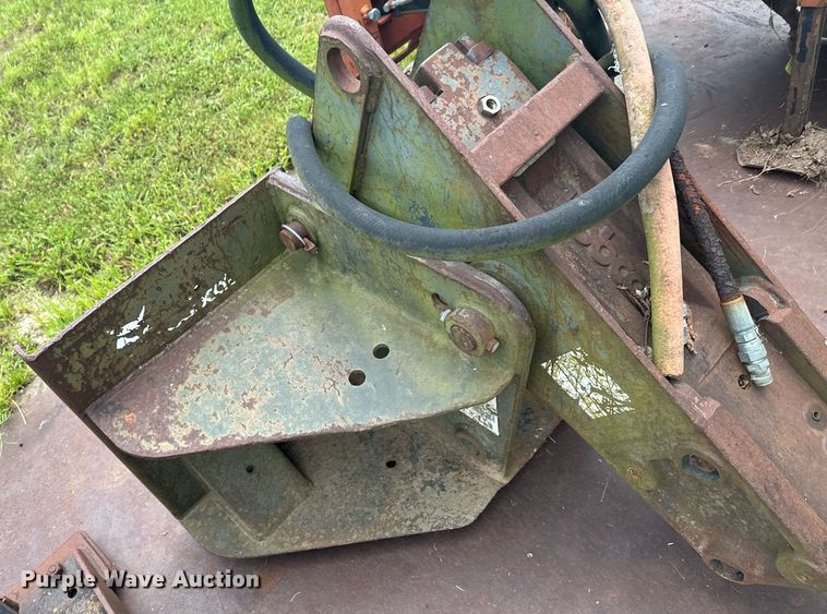 image for item DU9279 Bobcat 2560 skid steer breaker