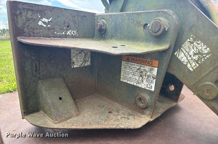 image for item DU9279 Bobcat 2560 skid steer breaker