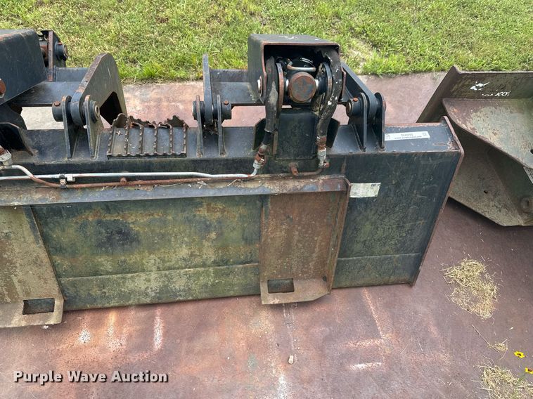 image for item DU9280 Bobcat 157-7225 skid steer grapple bucket