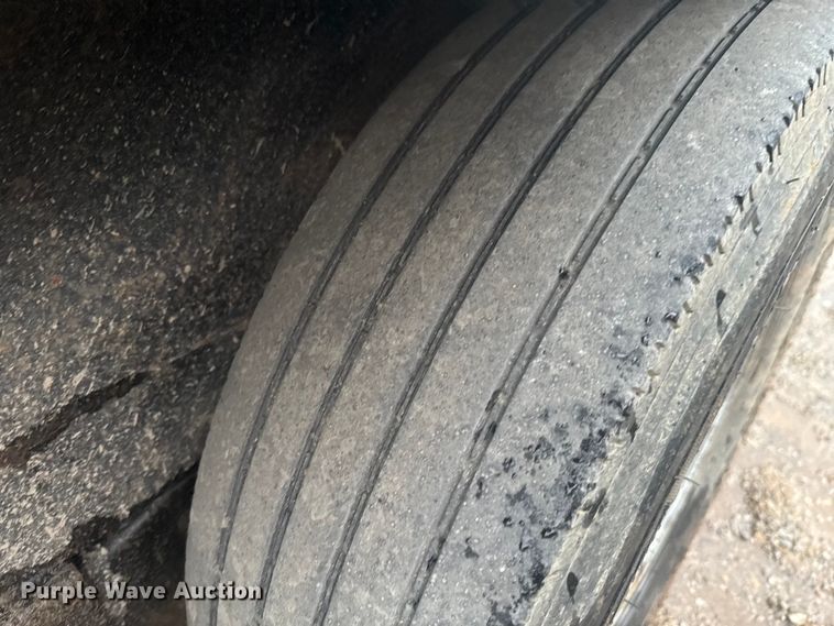 image for item DU9283 2006 Maxey equipment trailer