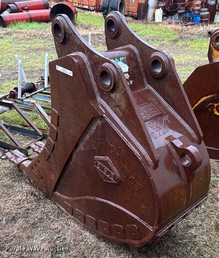 image for item DU9286 Hensley bucket