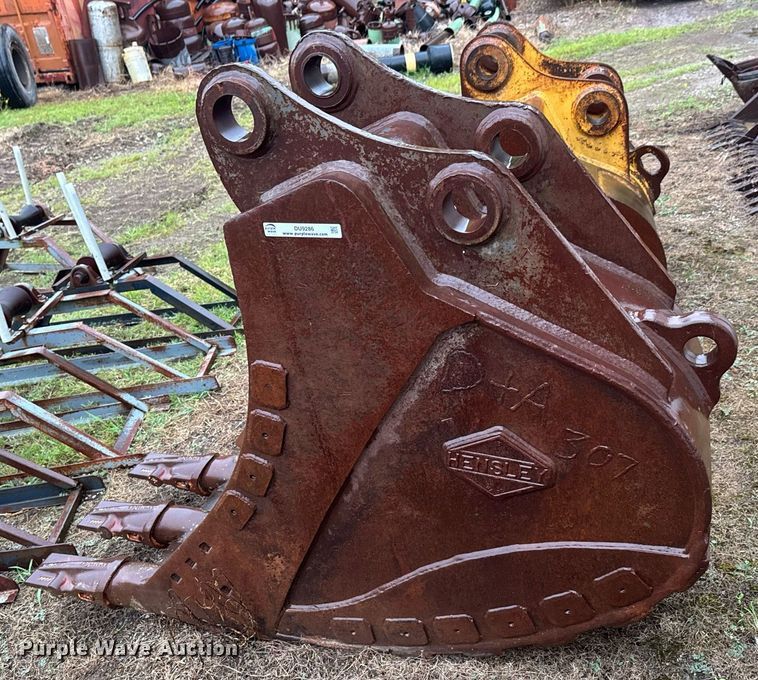 image for item DU9286 Hensley bucket