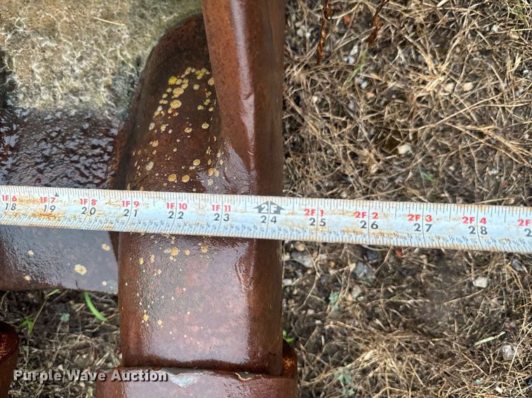 image for item DU9286 Hensley bucket