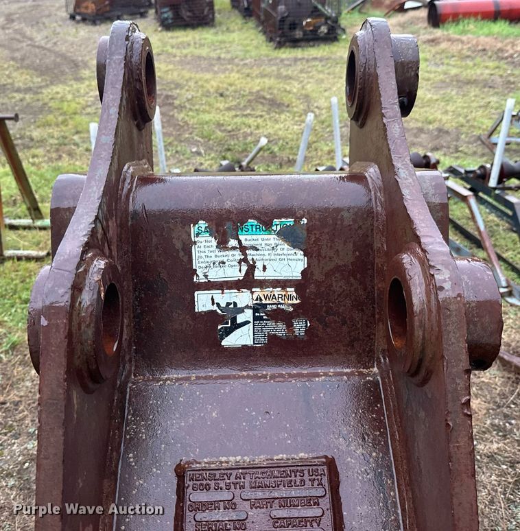 image for item DU9286 Hensley bucket