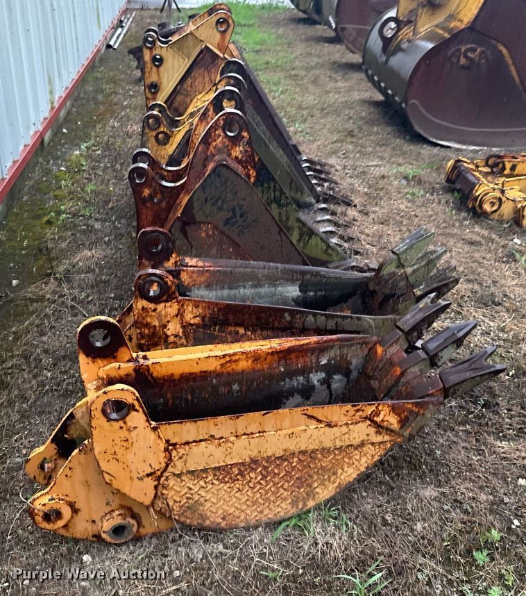 image for item DU9289 (5) buckets