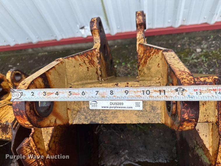 image for item DU9289 (5) buckets