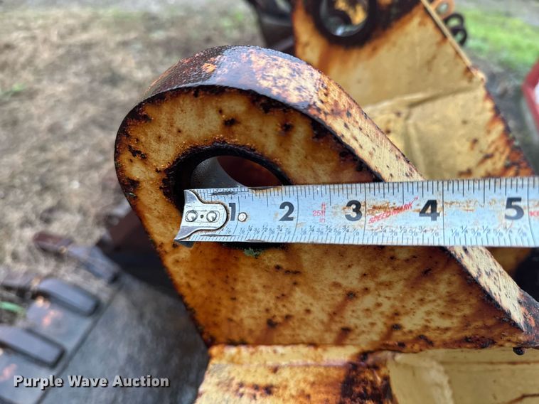 image for item DU9289 (5) buckets