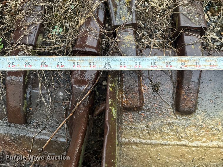 image for item DU9289 (5) buckets