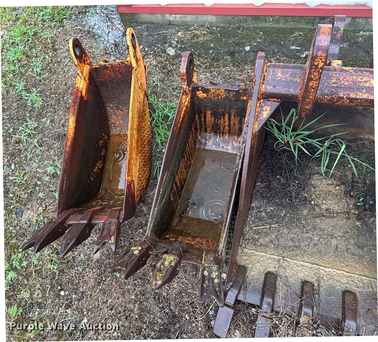 image for item DU9289 (5) buckets