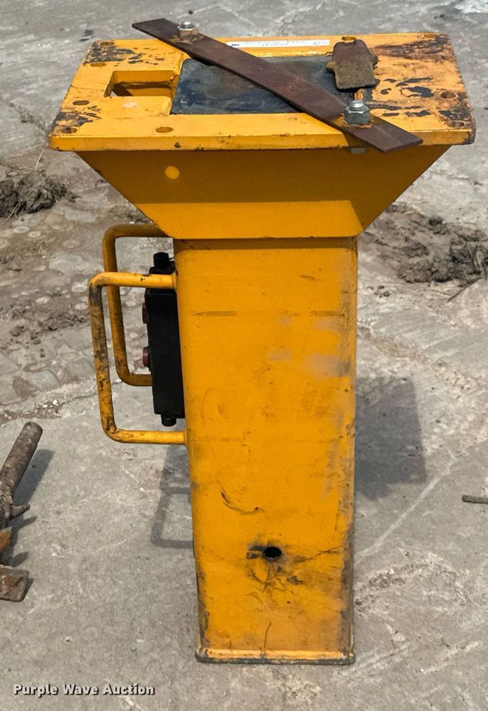 image for item DU9291 2006 Arrowhead S60 breaker