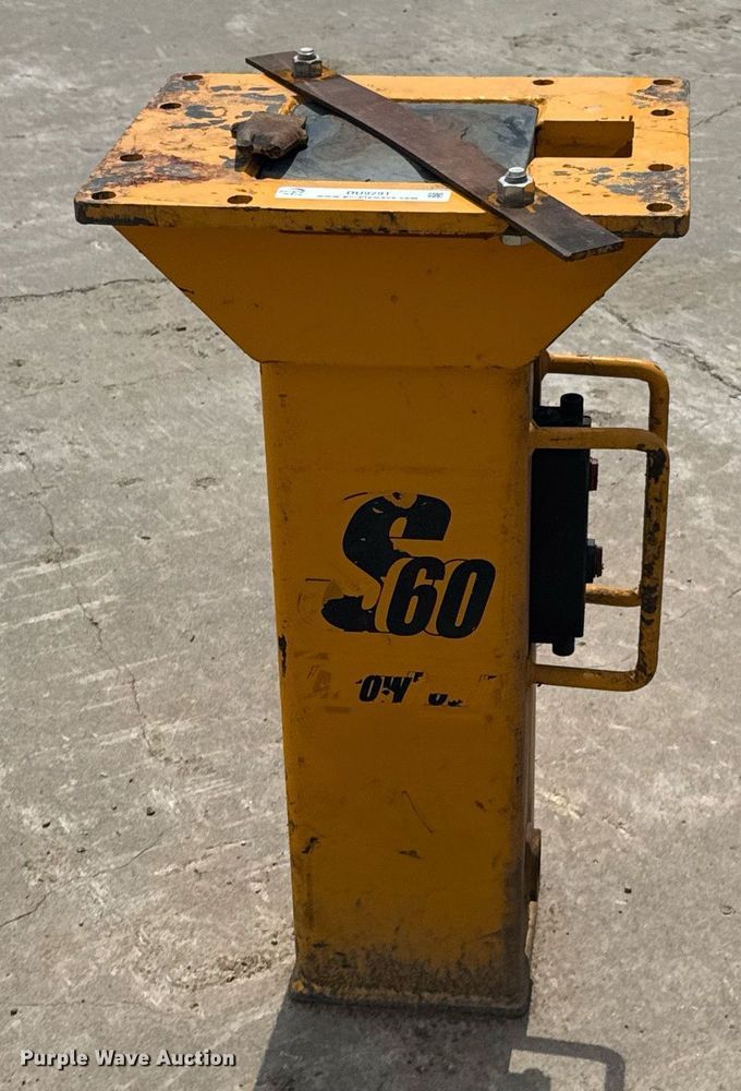 image for item DU9291 2006 Arrowhead S60 breaker