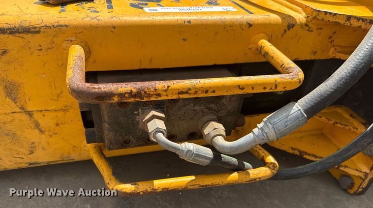 image for item DU9292 2006 Arrowhead S60 breaker