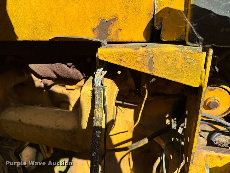 image for item DU9294 John Deere 500C backhoe