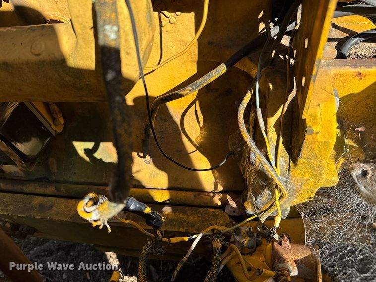 image for item DU9294 John Deere 500C backhoe