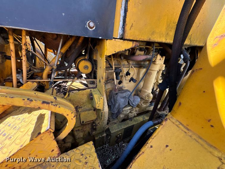 image for item DU9294 John Deere 500C backhoe