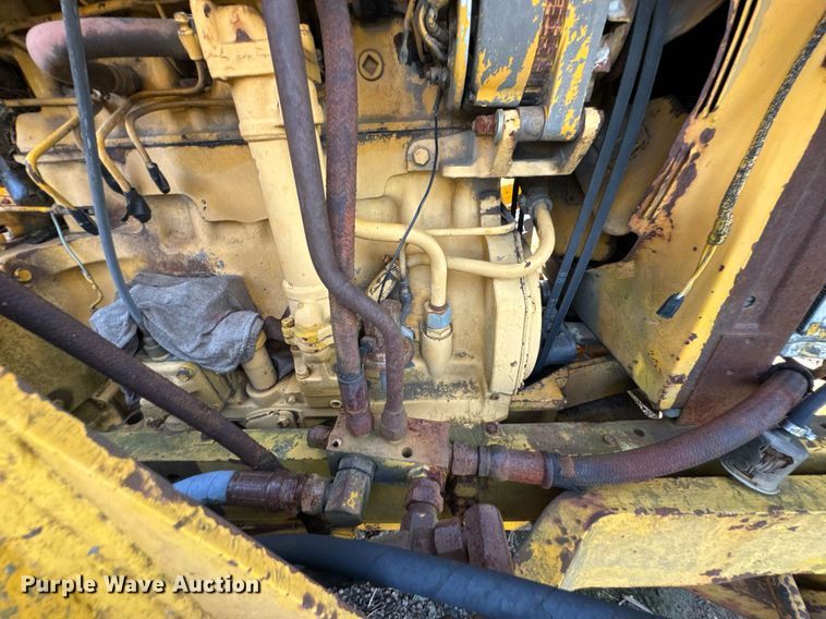image for item DU9294 John Deere 500C backhoe
