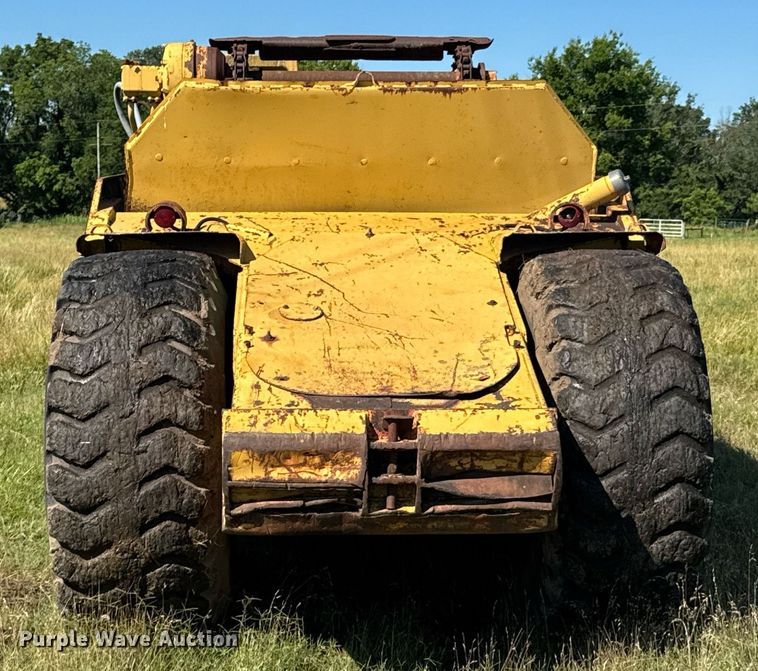 image for item DU9933 1979 Caterpillar 613B elevating scraper