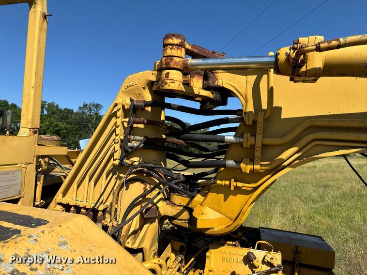 image for item DU9933 1979 Caterpillar 613B elevating scraper