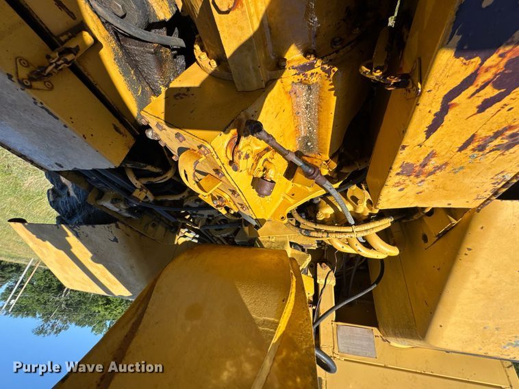 image for item DU9933 1979 Caterpillar 613B elevating scraper