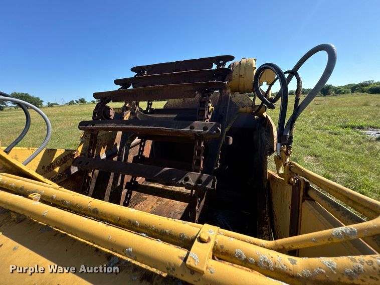 image for item DU9933 1979 Caterpillar 613B elevating scraper