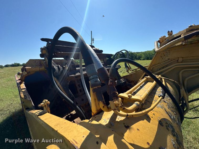 image for item DU9933 1979 Caterpillar 613B elevating scraper