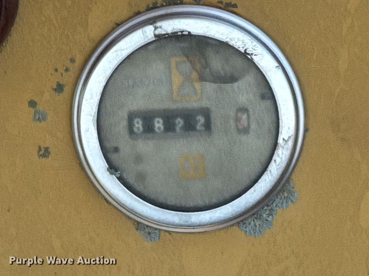 image for item DU9933 1979 Caterpillar 613B elevating scraper