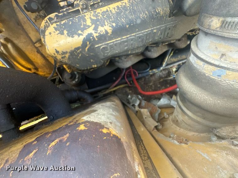 image for item DU9933 1979 Caterpillar 613B elevating scraper