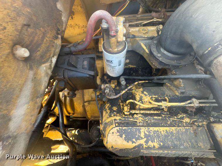 image for item DU9933 1979 Caterpillar 613B elevating scraper