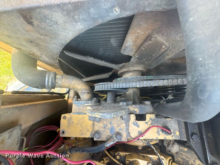 image for item DU9933 1979 Caterpillar 613B elevating scraper