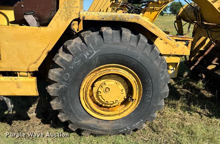 image for item DU9933 1979 Caterpillar 613B elevating scraper