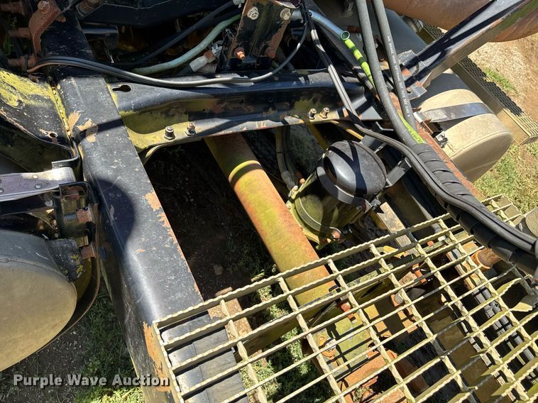 image for item DU9934 1999 Mack CH613 semi truck